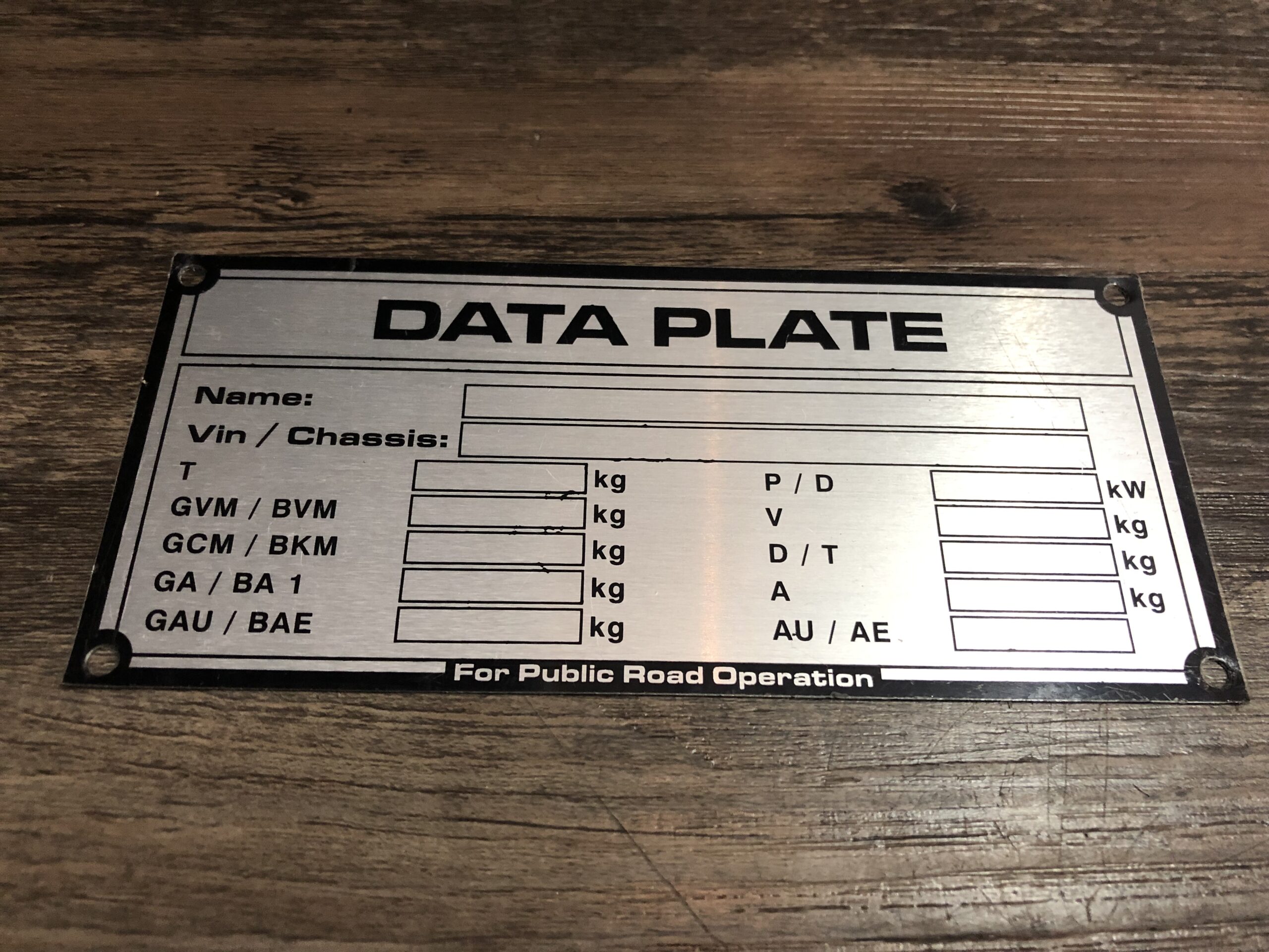 DATA PLATE 165X75MM